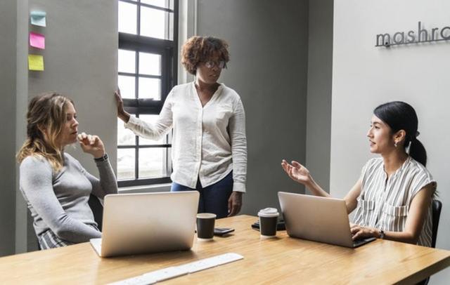フランチャイズでの開業を目指す女性におすすめの業種とは
